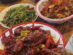 -冶建镜子·老南昌大排档·江西虾王(总店)