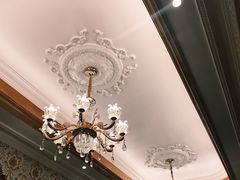 -秘密旅行Bonjour(黑金冠 江南西店)