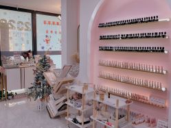-花系美·美甲美睫精品店