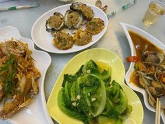 -覃记海鲜美食餐厅