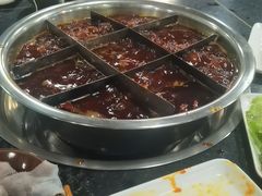 -邓莽子老火锅(中兴路总店)