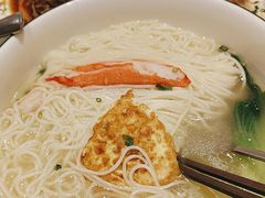 -沪华海鲜大酒楼(南汇店)