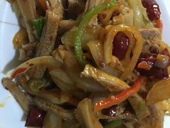 -穆豪麦蒸碗羊羔肉