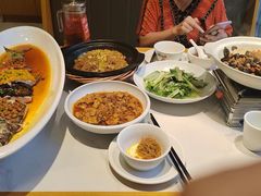 -饭橘汉江码头·乡野土菜馆(静安路店)