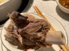 -三人行骨头王火锅(长寿店)