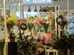 -LuOne凯德晶萃广场(徐家汇路店)