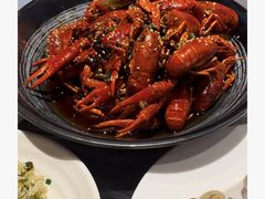 -肥肥虾庄·金牌油焖大虾(杨园滨江时代walk店)