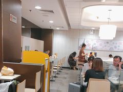 -麦当劳(西客站店)