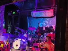 -江湖酒吧(老外滩店)