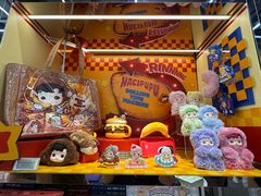 -泡泡玛特POPMART(侨福芳草地店)