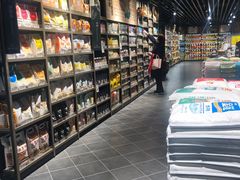 -胖东来生活广场(健康路店)
