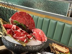 -湊湊火锅·茶憩(杭州湖滨银泰in77店)