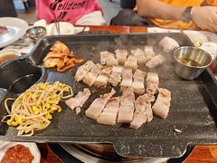 -Dombe豚(黑猪肉街店)