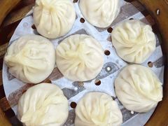 鲜肉汤包-莱莱小笼·乔艾