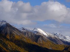 -亚拉雪山风景区