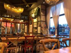 -玛格萝妮(汇智国际商业中心店)