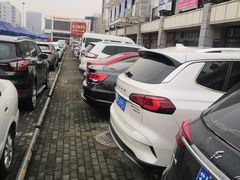 -上海轻纺市场-停车场