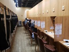 -独食火锅·半米屋台(直营总店)