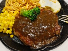 -汤姆家的牛排意面披萨(新城市广场店)
