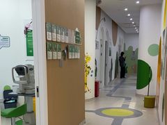 -菲越企鹅眼科(龙湖天街店)