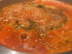 -野山舂·贵州现舂酸汤火锅(鸿通城店)