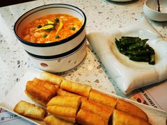 虾仁蟹粉配小油条-赵小姐丨新中餐(曲江店)