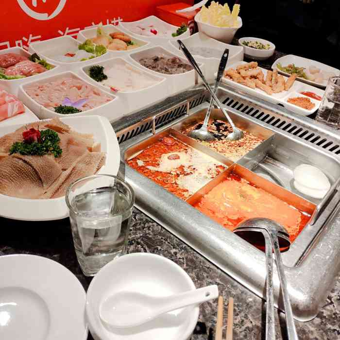 海底捞火锅(东门町店)-"过生日准备和爸妈一起去吃海底捞:关了公众.