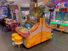 -反斗乐园π·电玩·高空拓展·蹦床(龙华天虹店)