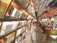 -钟书阁(珍园店)