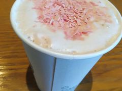 双杯冰云樱轻乳酪拿铁-星巴克(蒲汇塘路店)