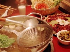 -潮汕·草根牛肉档(上海荟聚城市集市店)