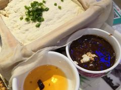 -阿三鱼头泡饼·家常菜