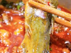 三角峰-肖肖酸萝卜鱼火锅(总店)