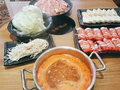 -呷哺呷哺(万达新世界店)