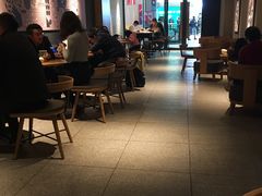 大堂-星巴克(嘉定中信泰富万达广场店)