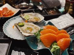 三文鱼刺身-山川小町·极番烧肉(新地假日广场店)