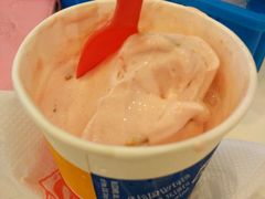 -DQ·蛋糕·冰淇淋(浦江欢乐颂店)