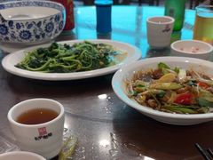 -长平肥姐白粥·海鲜打冷