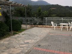 -梨木台悦来客农家院