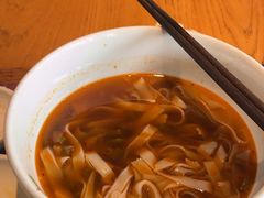 -呷佬·长沙手工米粉(金沙江路店)