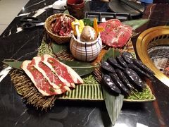 -山川小町·极番烧肉(新地假日广场店)