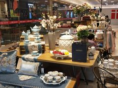 -银泰百货(舟山临城店)