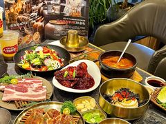 -草家酱蟹炭火烤肉店(珲春南路二店)
