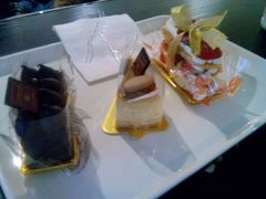 android_upload_pic-白骑士欧洲蛋糕店(夏威夷店)