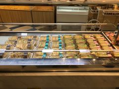 -85度C(生甜甜圈研究工坊·上海局门店)