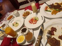 -爱丽丝牛排西餐厅(光谷步行街店)