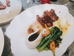 -普朗姆生蚝牛排馆 The Plump Oyster(成都摩方购物中心店)