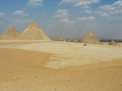 -吉萨金字塔群