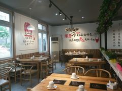 大堂-珍巴奴毛肚牛肉小火锅(四惠店)