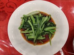 -侬佳蒸菜馆(听潮店)